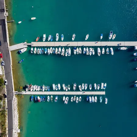 Βίλα Maggie By Interhome Valhova