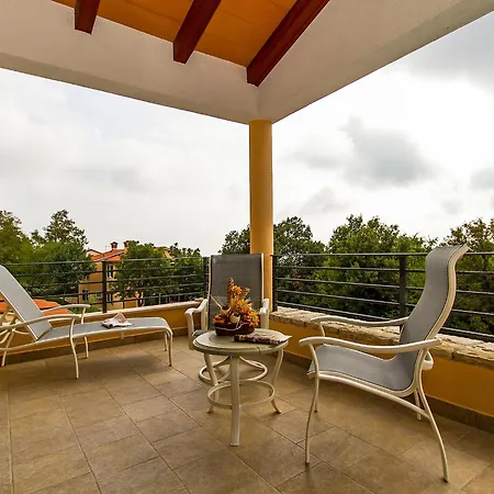 Maggie By Interhome Villa